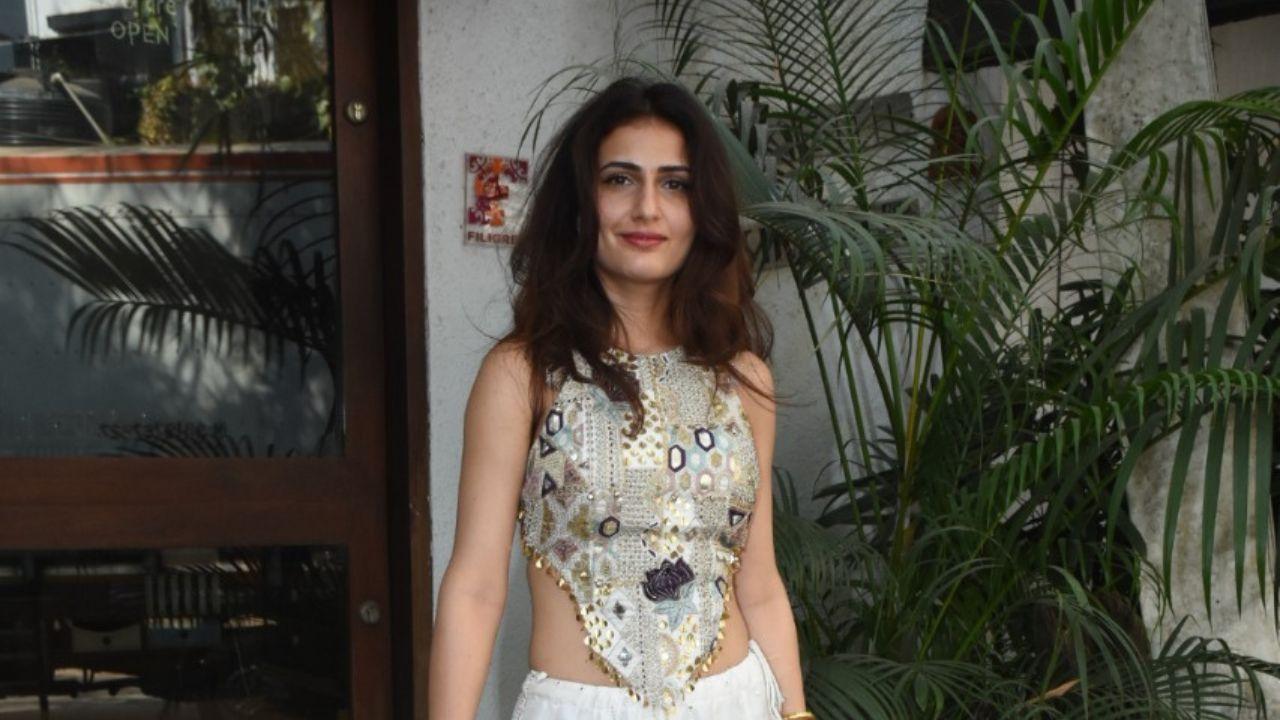 Fatima Sana Shaikh, who had played one of the two daughters to Aamir Khan in the hit film ‘Dangal’ also attended the engagement function. 